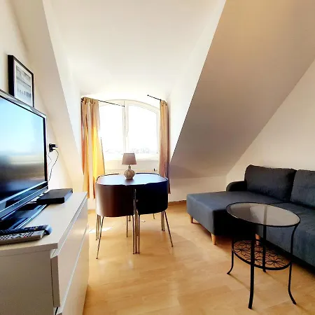 Apartmán Mieszkanie 5 Pokojowe - Monte Cassino 49